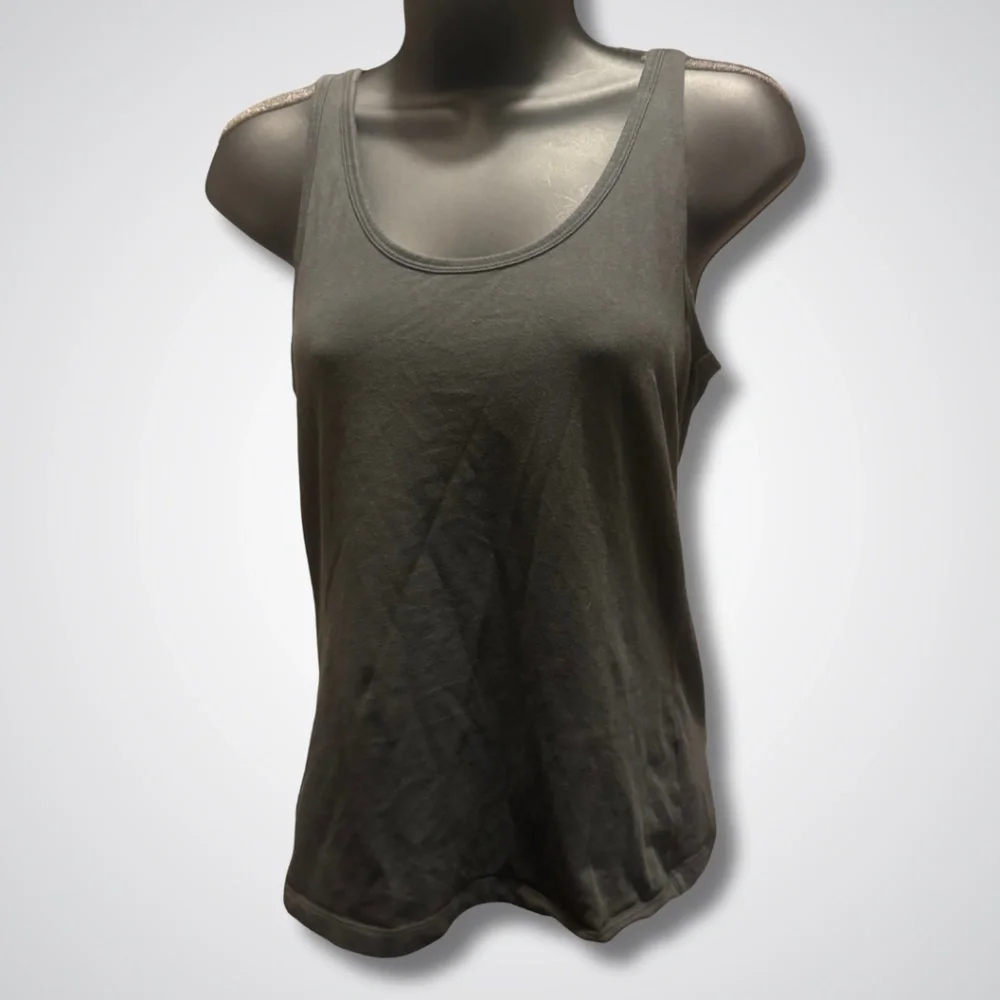 **🎯 2 for 1! Old Navy First Layer Tank Tops Bundle | Size S | EUC** - Picture 3 of 4